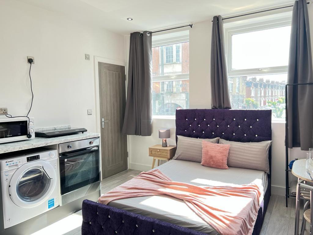 Studio Londres