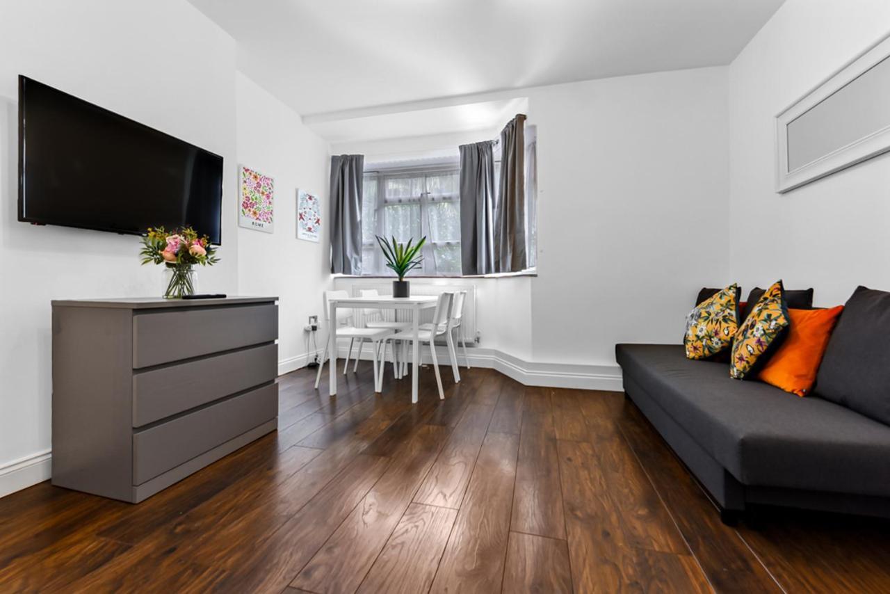 Apartment Charming Escape In