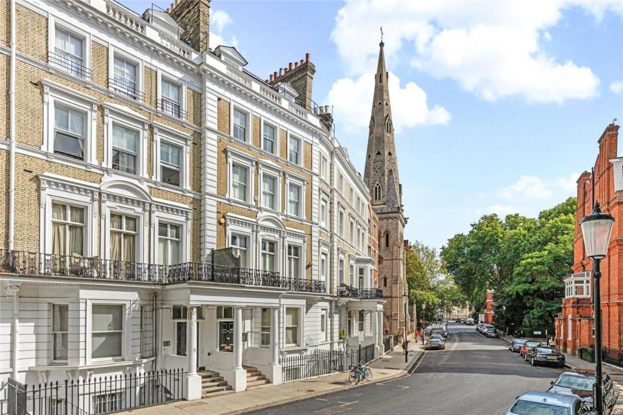 South Ken Designer Pad * London