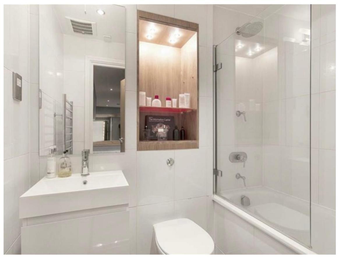 Westminster Large Apartment London