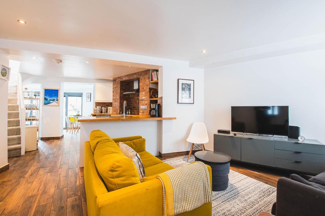 Pass The Keys - Modern & Stylish Garden In Islington *