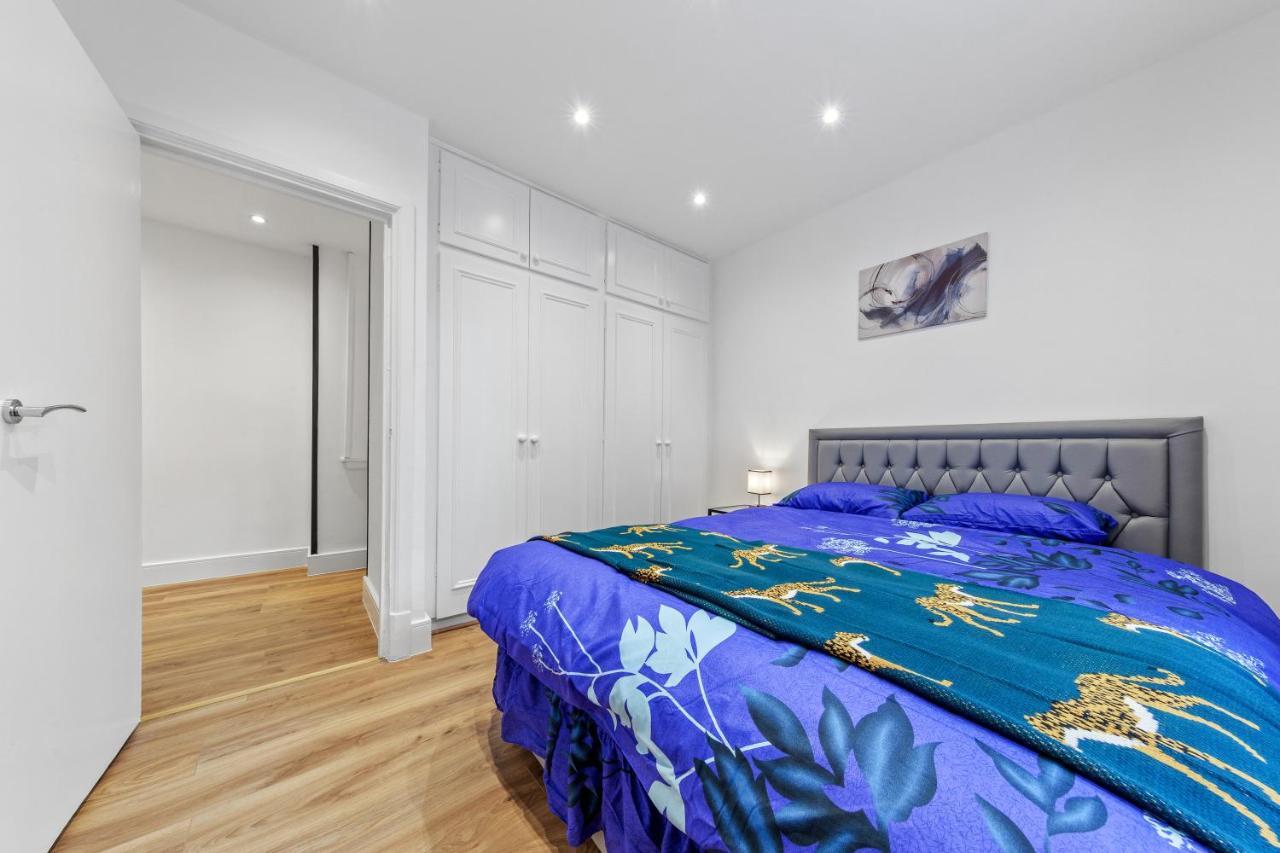 Modern Flat In Apartment
