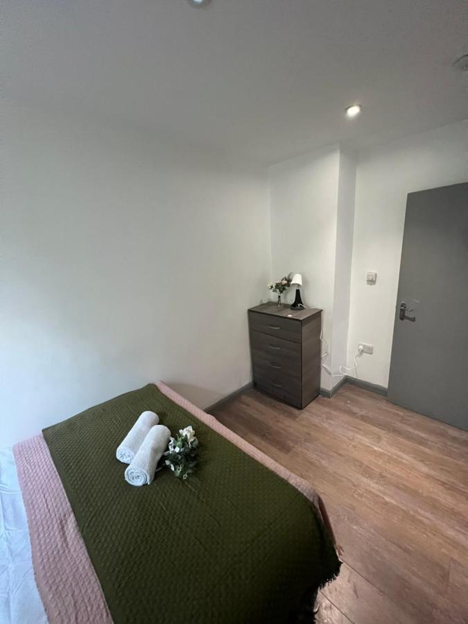 Apartment 3 Bedroom Flat In King's Cross, St Pancras's. 2 Minutes To Euston. London