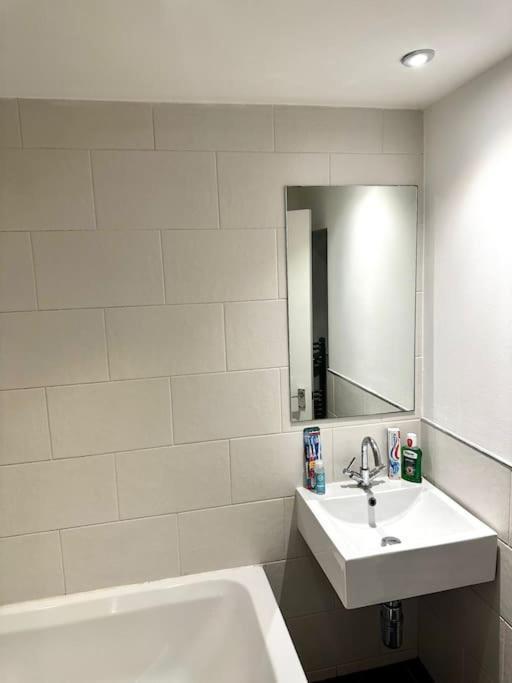 Apartment Amazing 2bed2bath Edgeware *