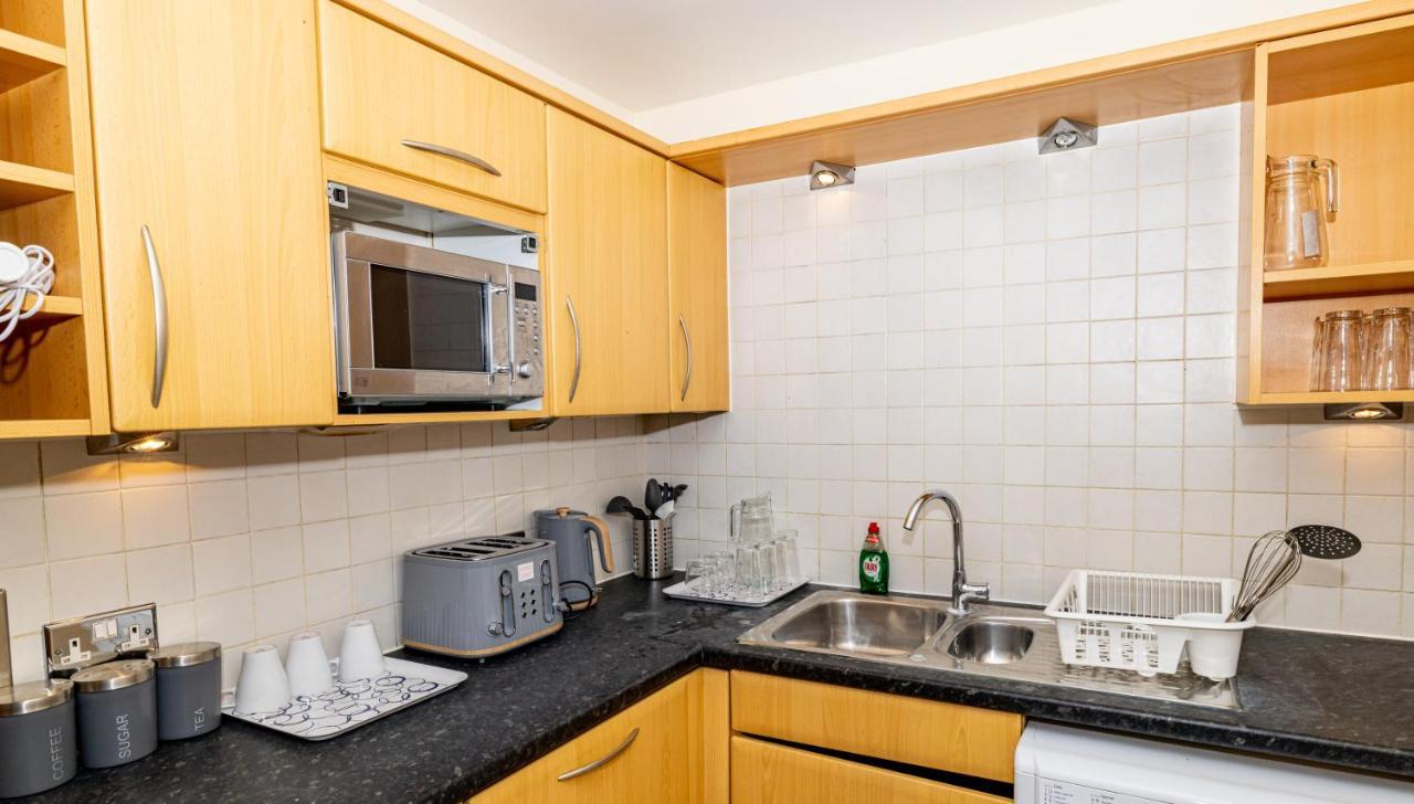 Guest house Nice Close To City231 London
