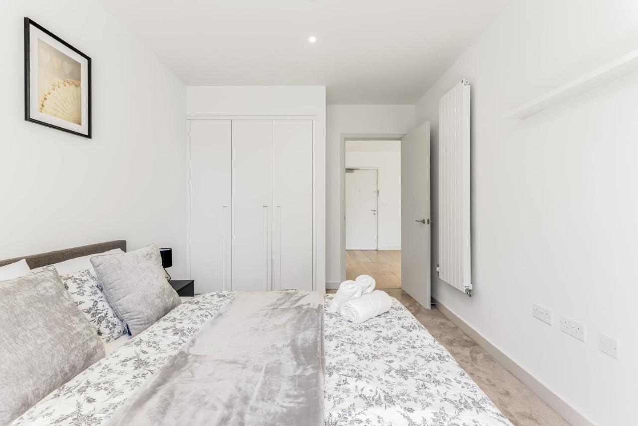The Grand Cabo - Two Bed * London