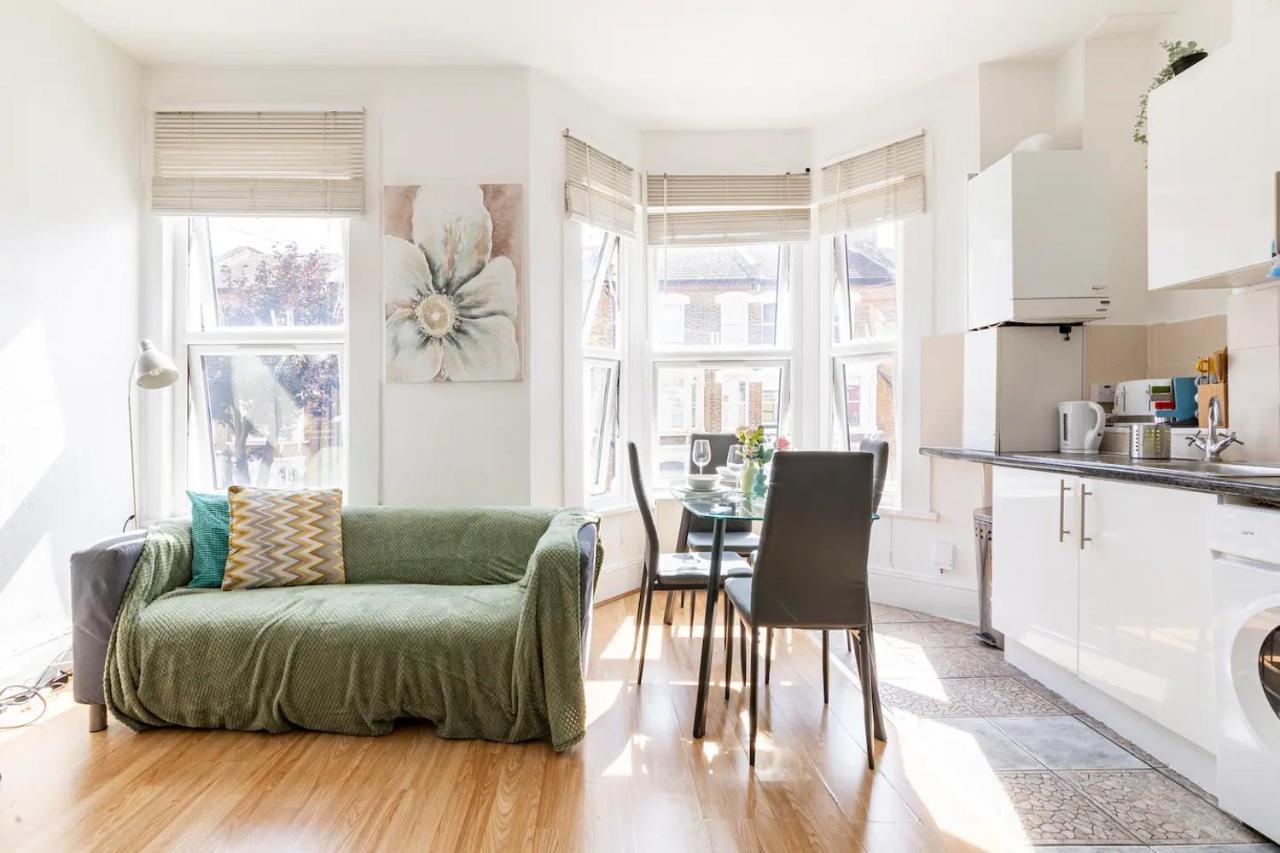 Apartamento Large, Bright And Spacious 3 Bed Flat In Londres