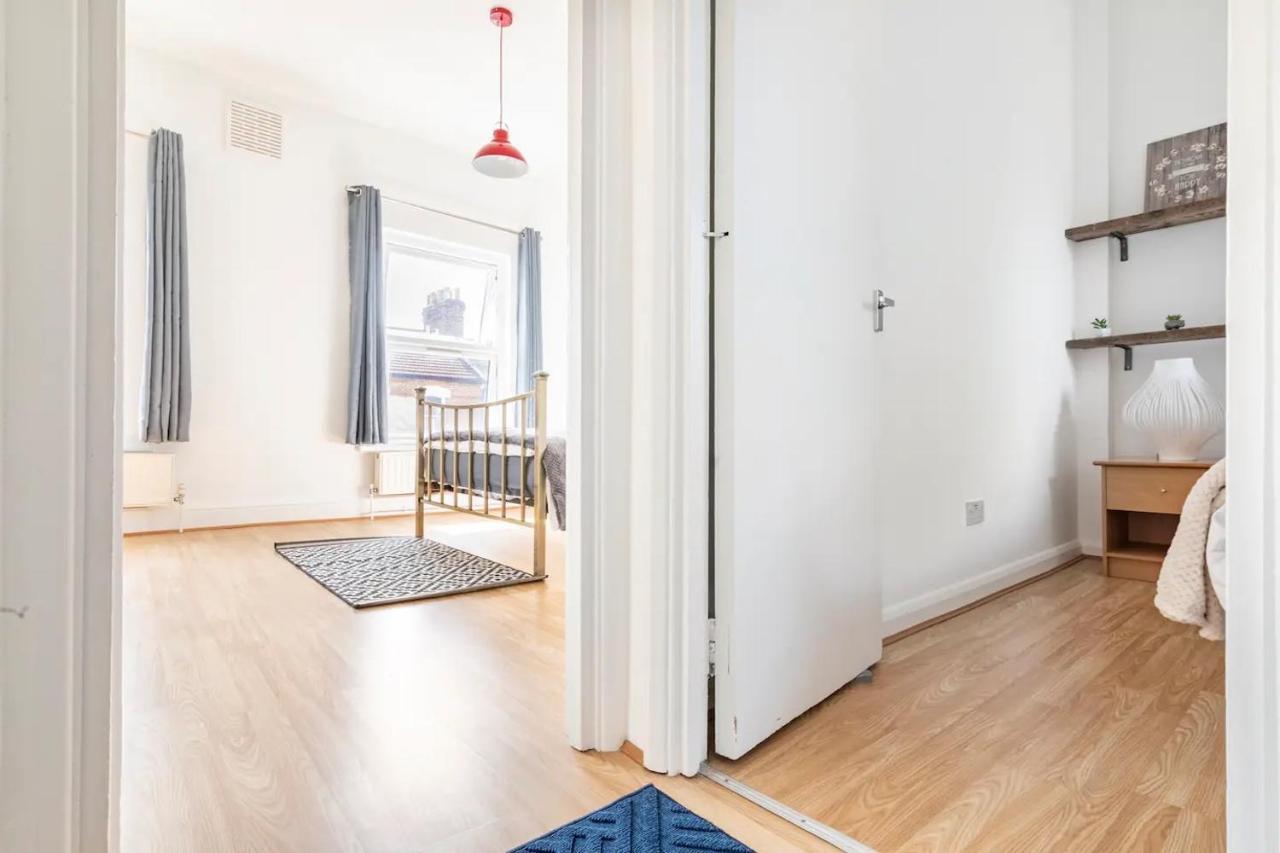 Large, Bright And Spacious 3 Bed Flat In Londres