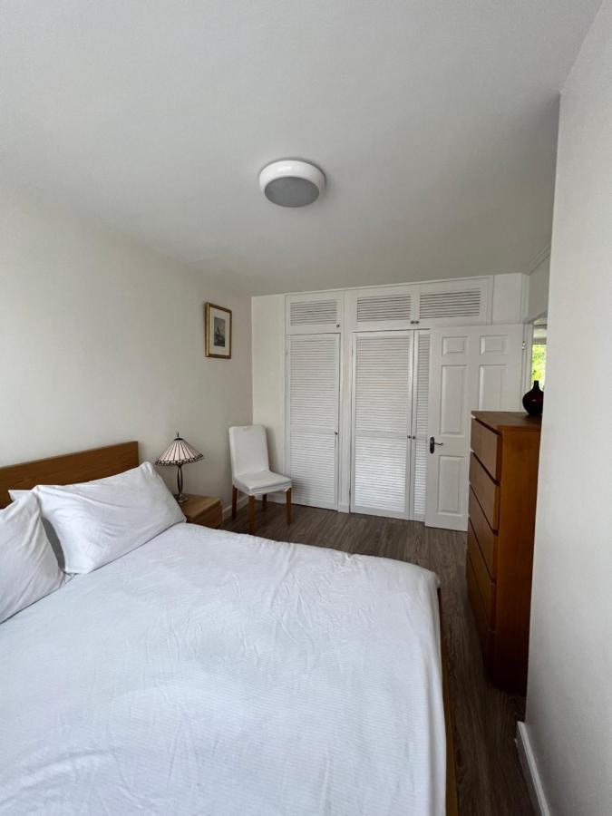 Modern 3 Bedroom 3 Bathroom With Private Garden - Maida Vale Apartment London