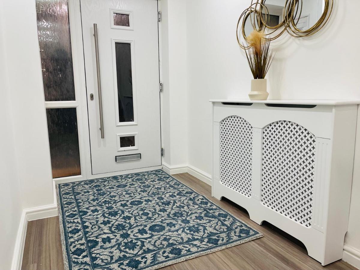 Riverside Premium Double Garden View E14 Gasthof London