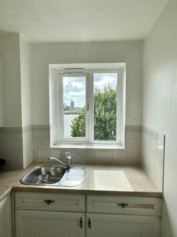 River Views From Canary Wharf Apartamento Londres