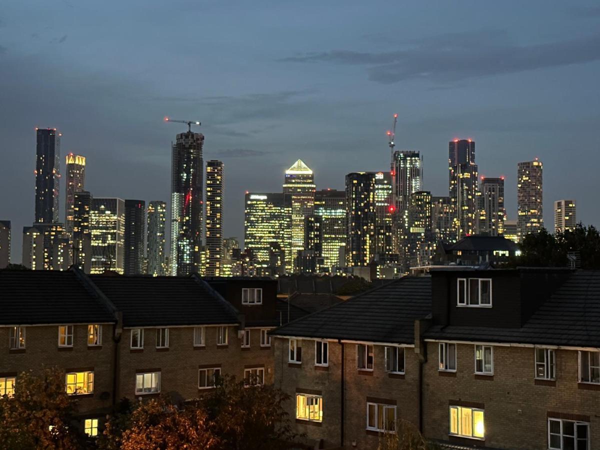 River Views From Canary Wharf Apartamento Londres