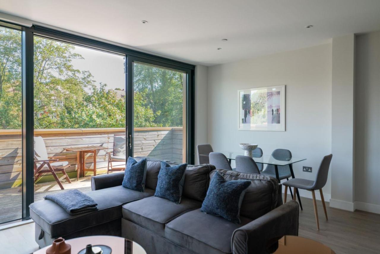 Apartment The Hampstead Hideout - Glamorous 3bdr Flat With Balcony London