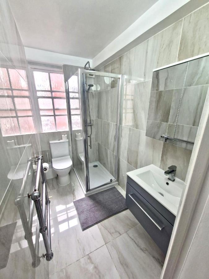 Vibrant 2-Bedroom Flat With Elevator In Marylebone, Close To Hyde Park & Edgware Road Apartamento *