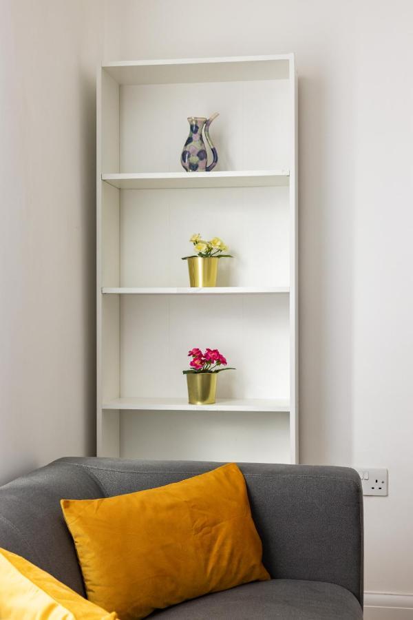 Apartment Kensington High Street *