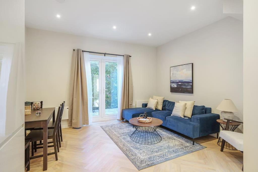 Cosy Tooting Retreat: 2-bed Gem * London