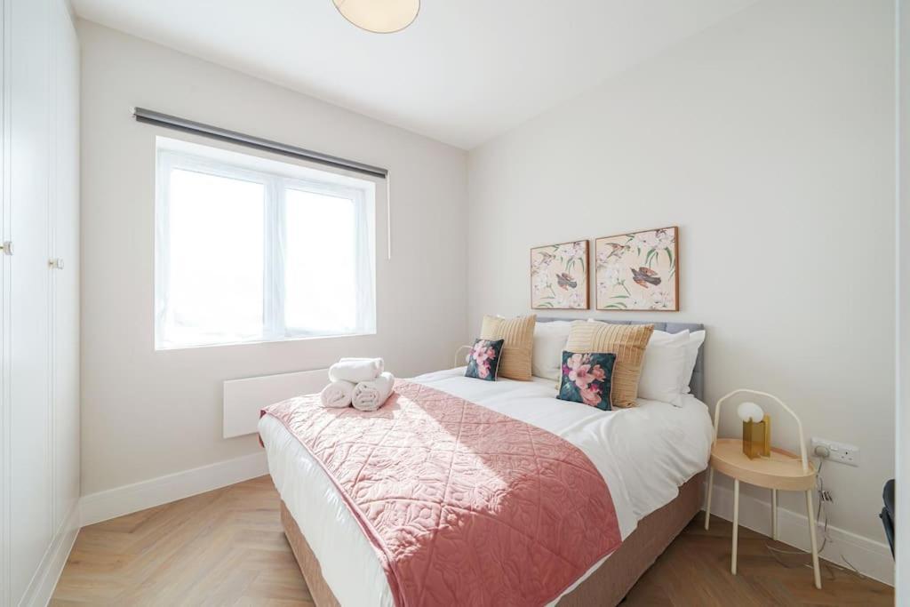 Cosy Tooting Retreat: 2-bed Gem Apartment