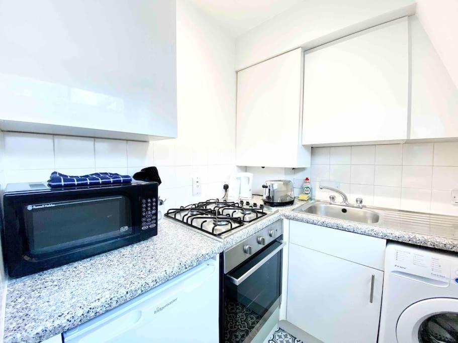 Cozy 1 Bed 2 Mins From Paddington Apartment