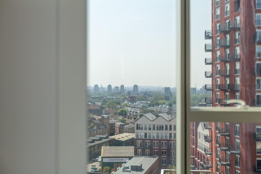 Apartment Bright 2br, 2bth Apt, 9 Elms