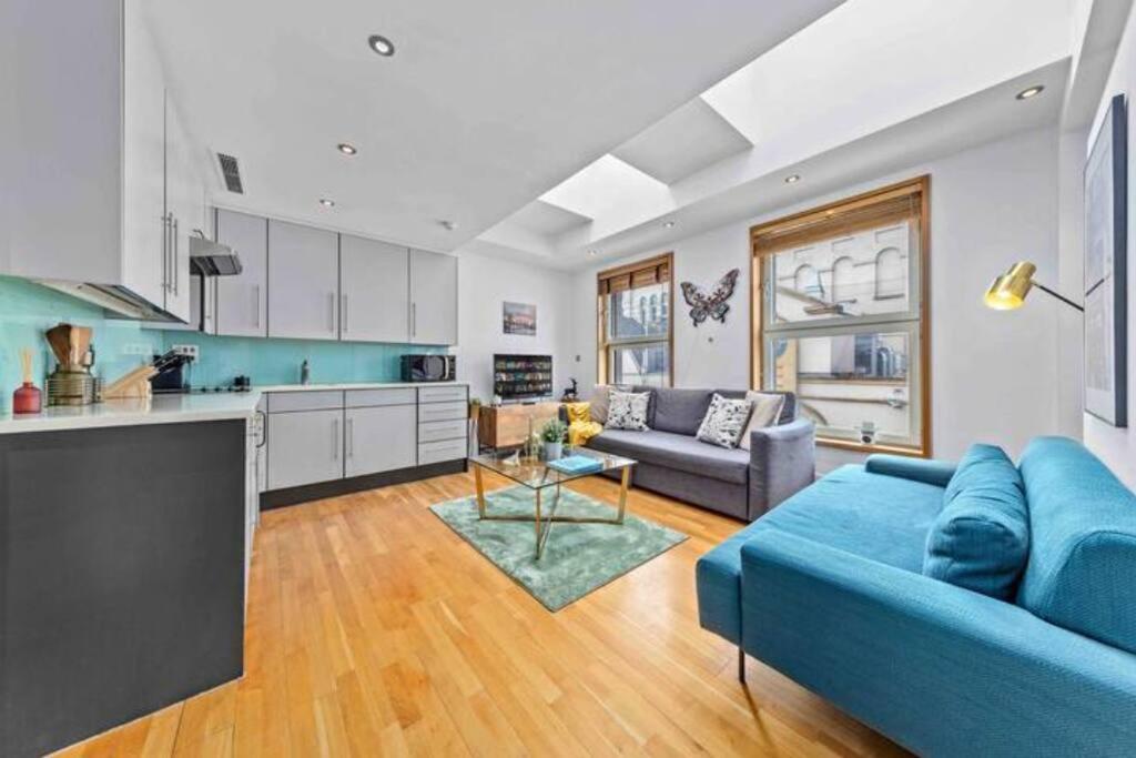 Luxe Living Near Piccadilly Hy11 London