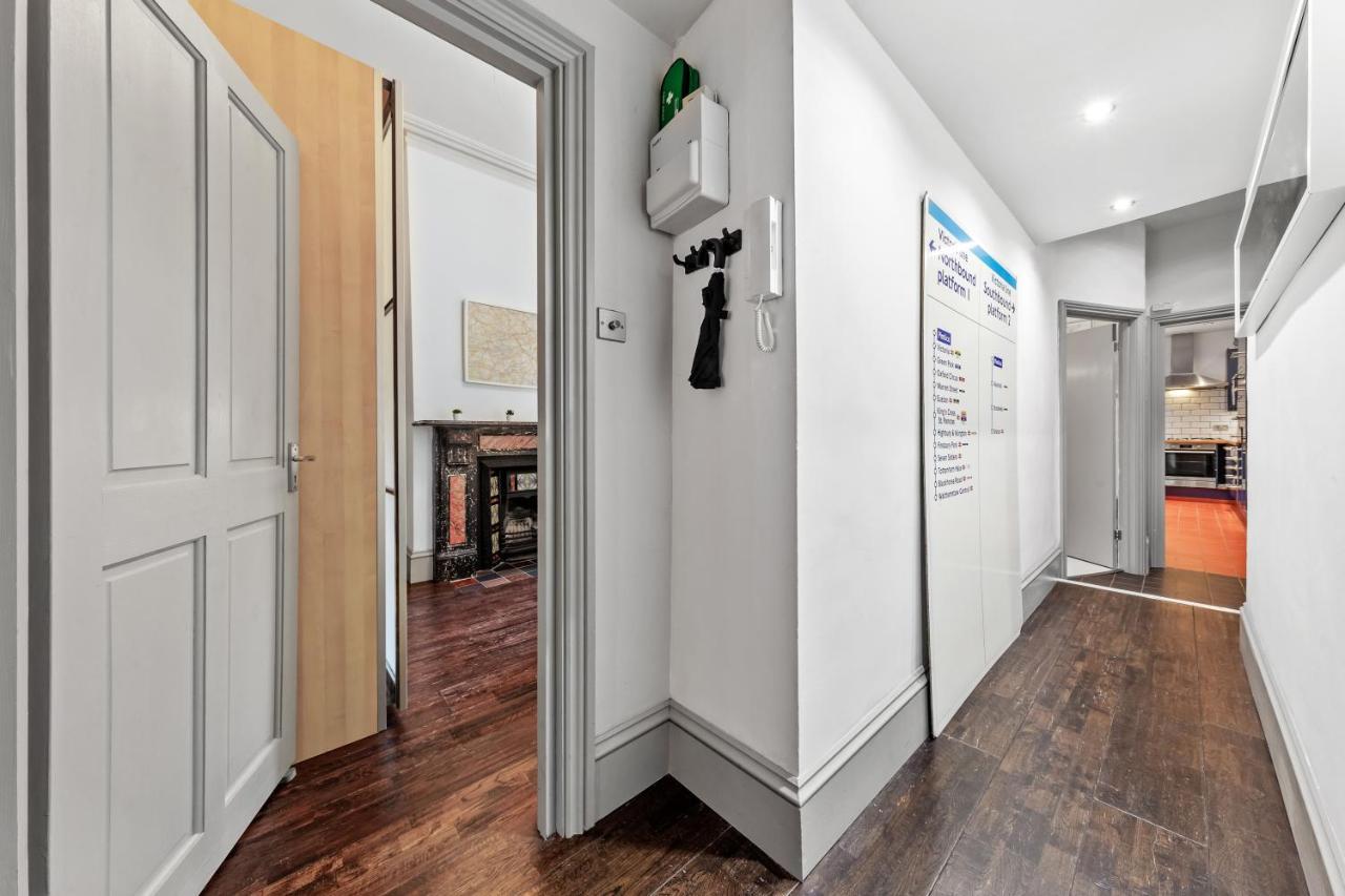 Quiet 2x Bedroom Victorian Terrace Flat + Garden