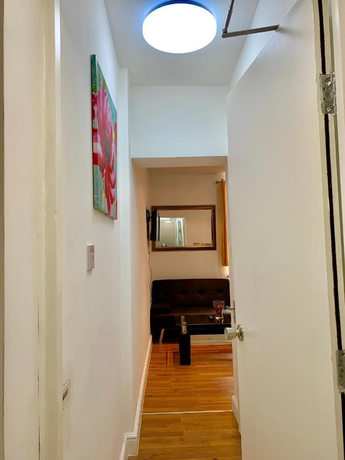 Apartments, Private Bathroom, Kitchenette, Parking, Np4 Apartment London