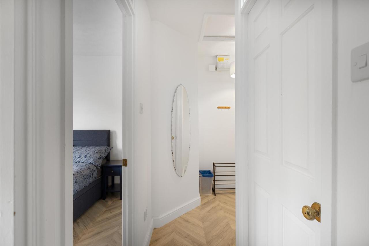 Tranquil 1 Bed Flat In East