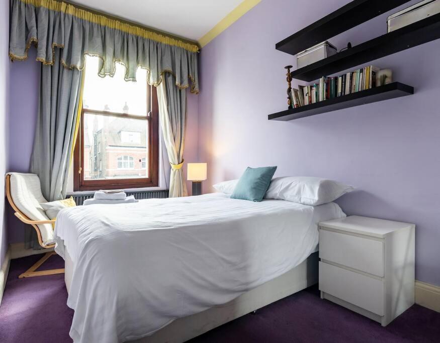 Stunning Three Bed In West Hampstead Apartment *