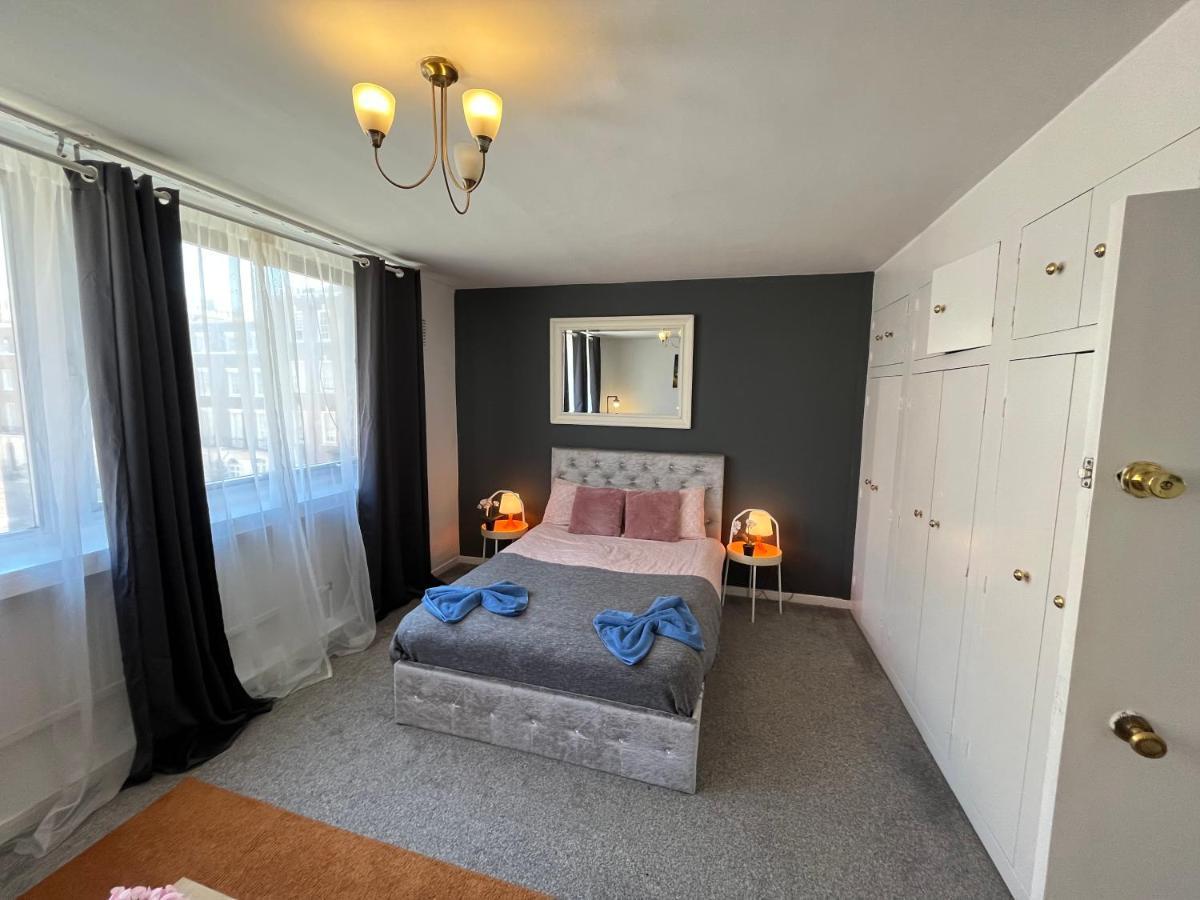 Apartment Urluxury 4 Bedroom 5-baths House In Marble Arch,