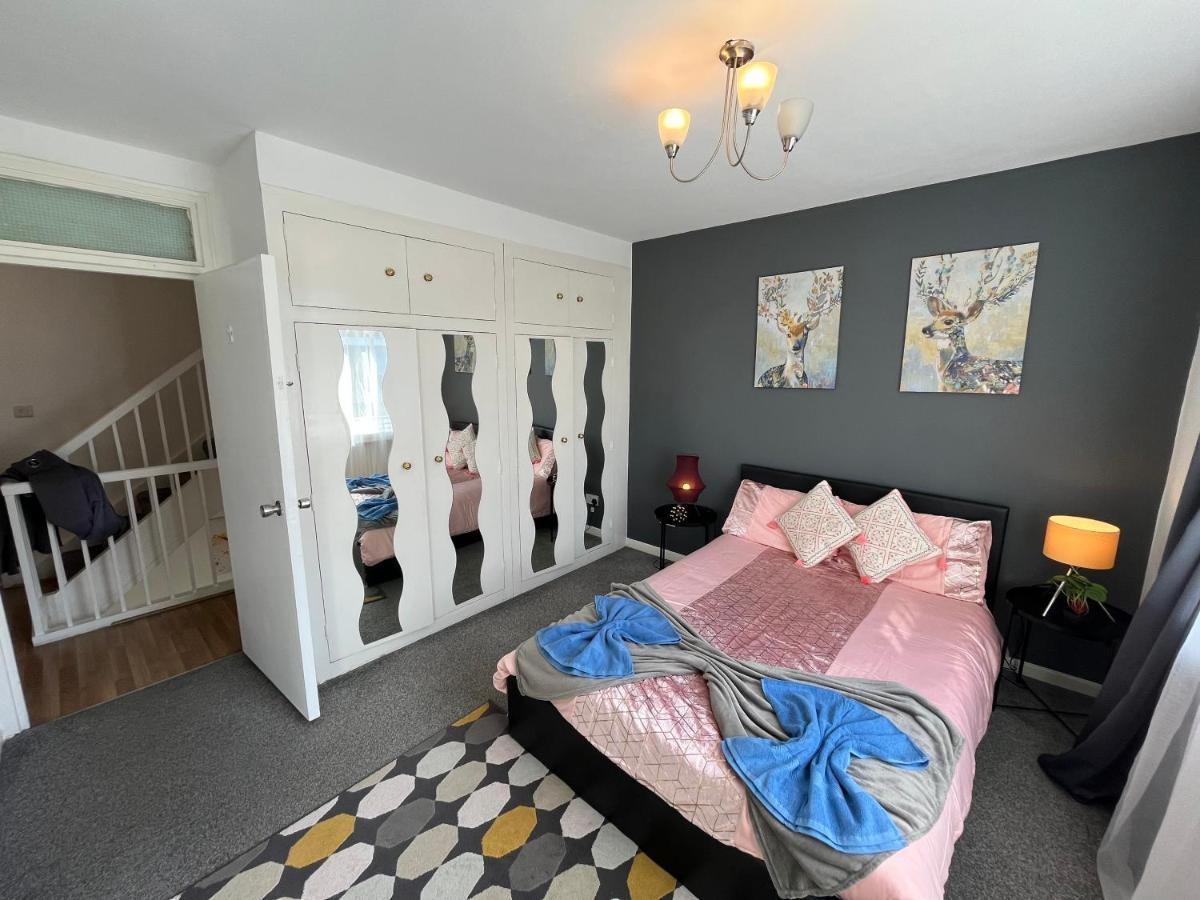 Urluxury 4 Bedroom 5-baths House In Marble Arch,