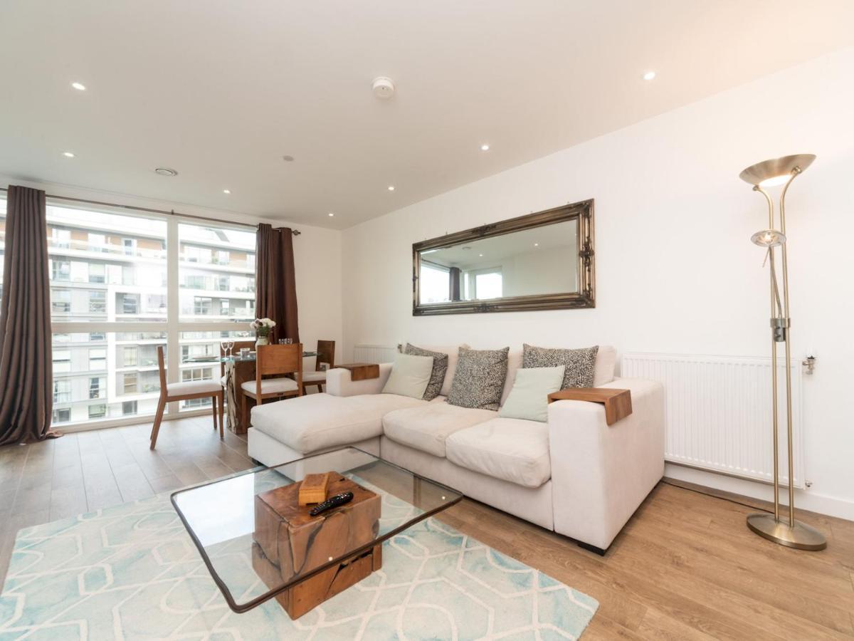 Pass The Keys Breathtaking 2 Bed 2 Bath Greenwich Riverside Flat