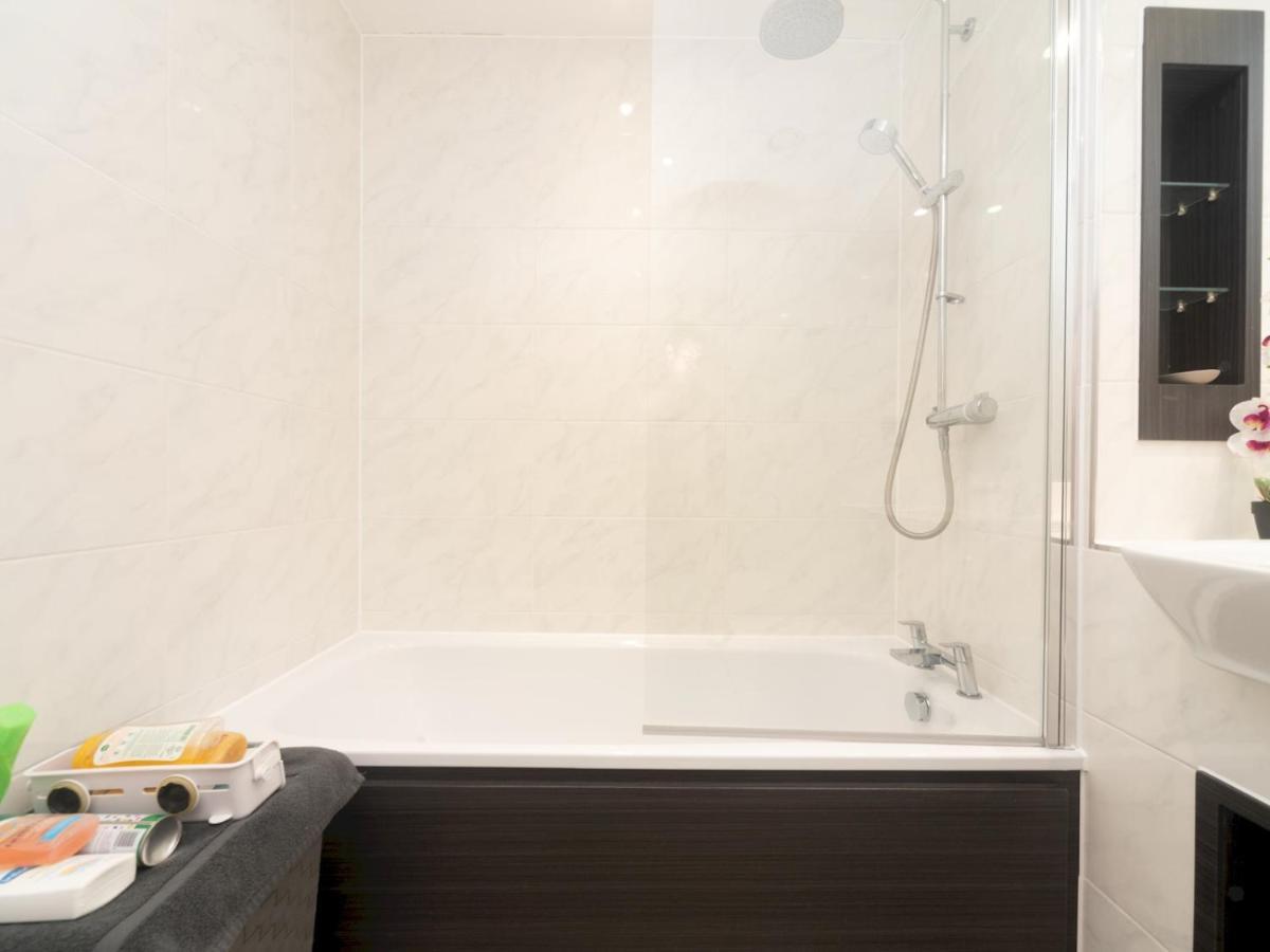 Apartment Pass The Keys Breathtaking 2 Bed 2 Bath Greenwich Riverside Flat London
