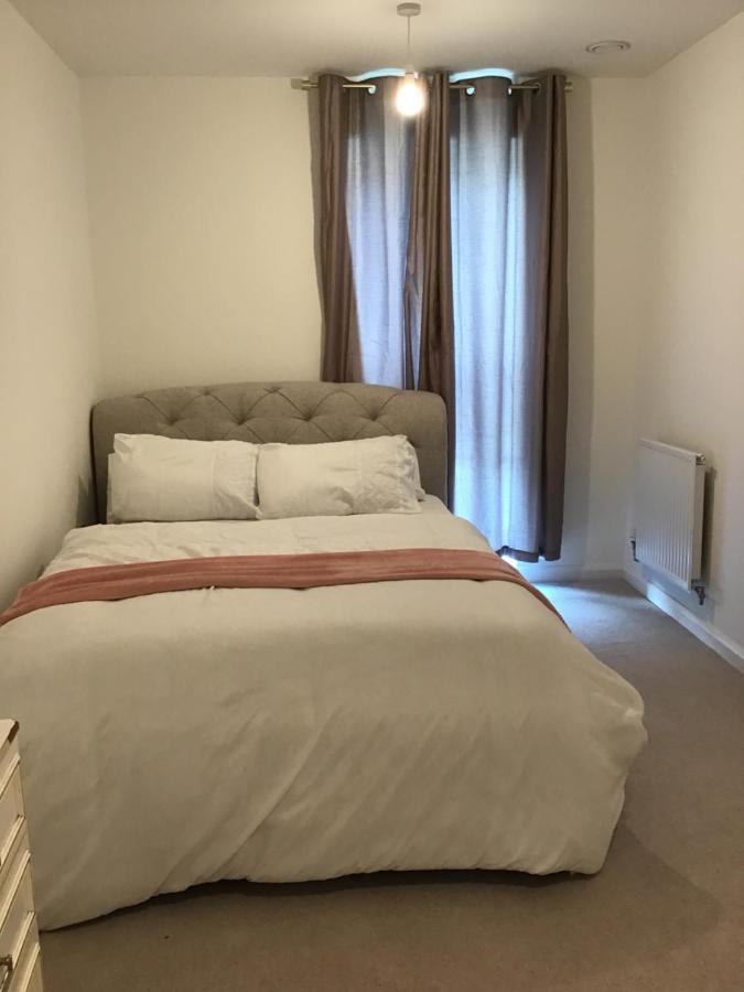 Homestay En-suite Double In A Shared Close To London