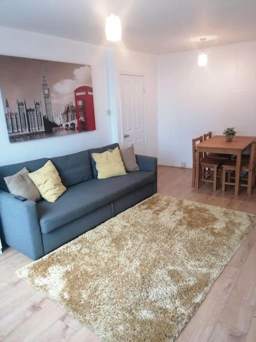 Apartment Self Contained 2 Bedroom Flat In Southwark London