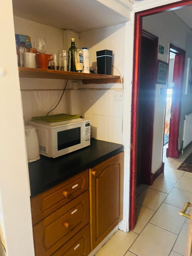 Homestay Lovely Private In Next To Hampstead, Camden, And Golders