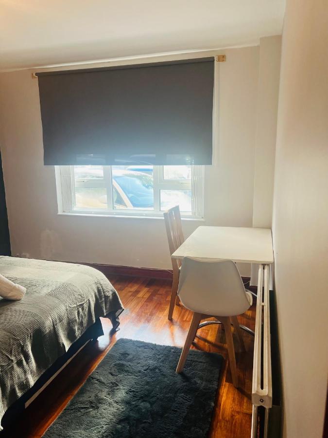 Homestay Lovely Private In Next To Hampstead, Camden, And Golders *