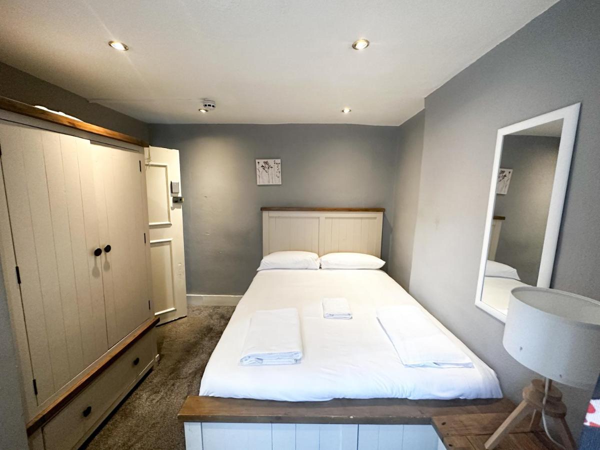 In Hyde Park Guest house *