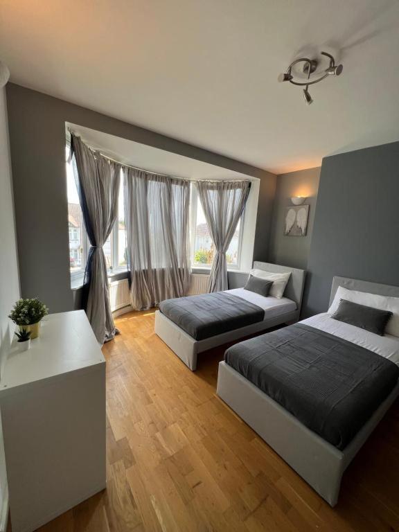 Stunning House 15 Min From Wembley Arena Gasthof *
