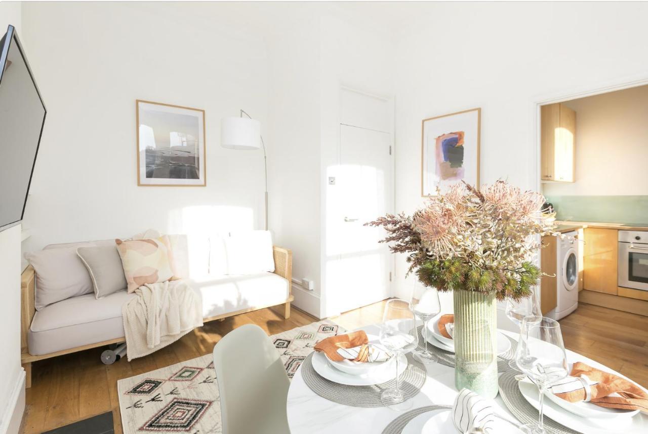Sun Drenched 1 Bedroom In Farringdon Londres