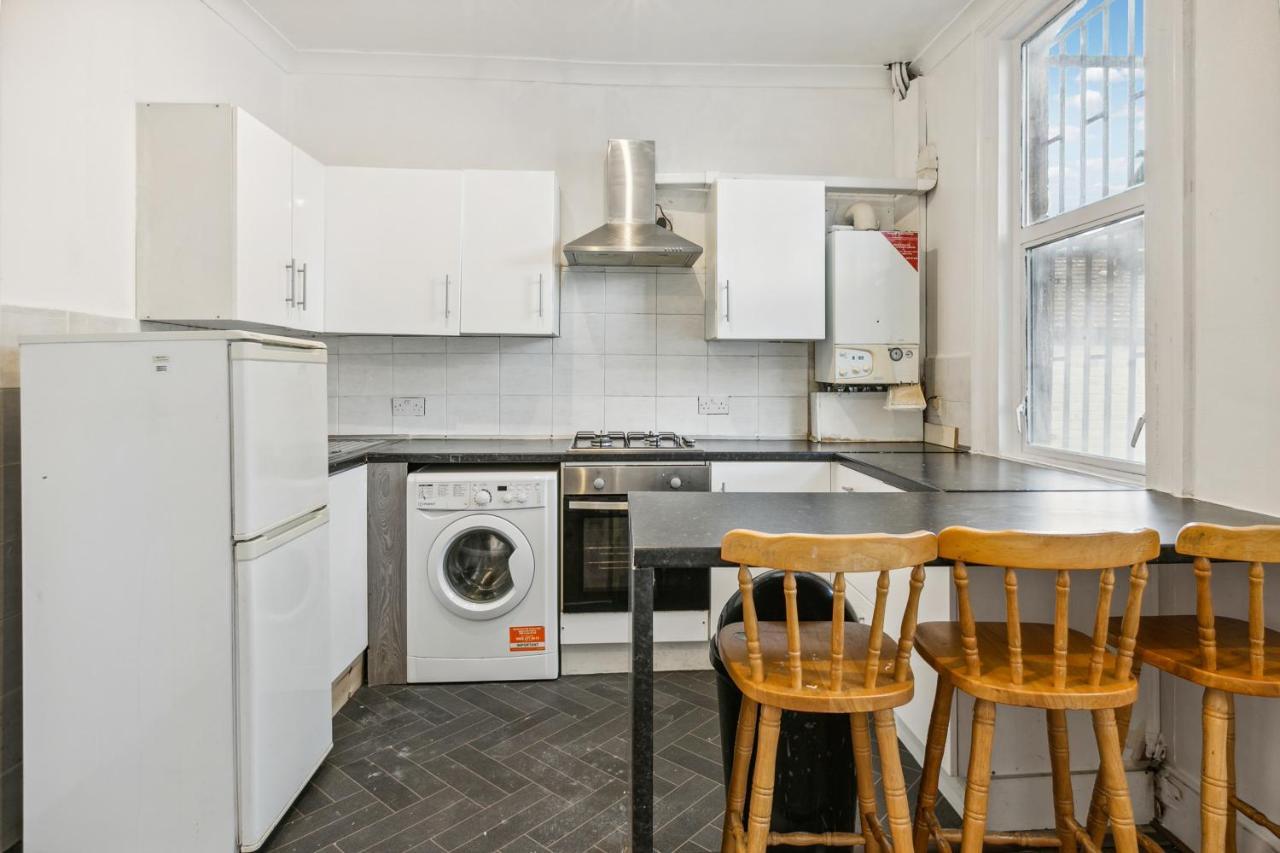 Guest house Cozy Flat London