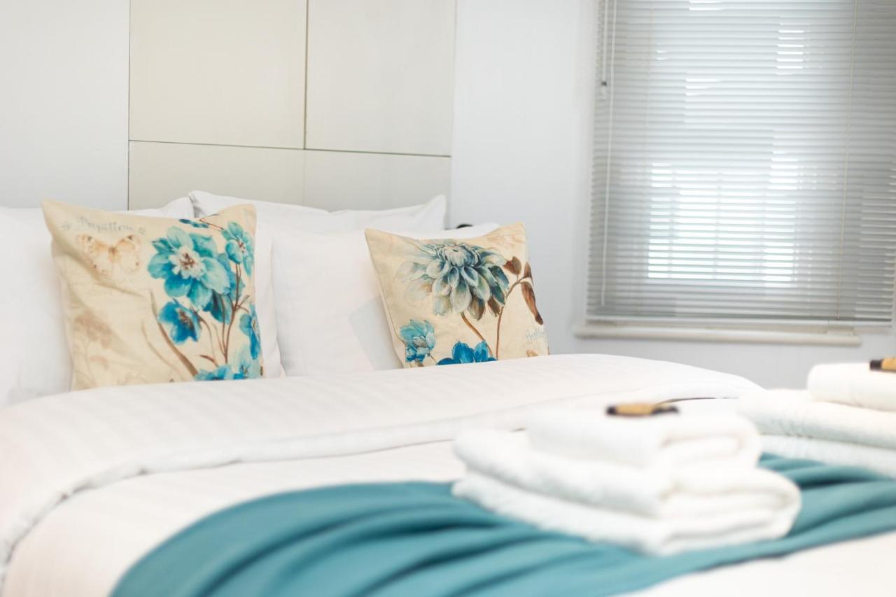 Stunning 2br Flat W2 Patio In Kensington Apartamento Londres