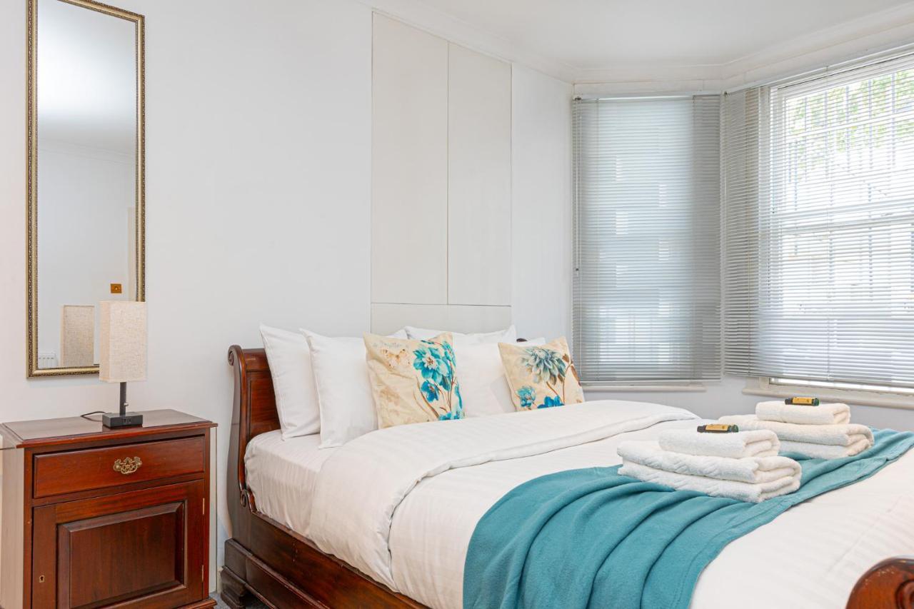 Stunning 2br Flat W2 Patio In Kensington Apartamento *