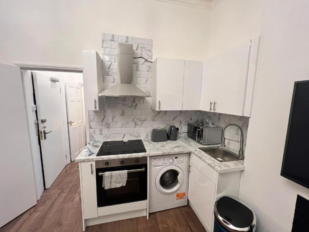 Iconic One Bed In Chiswick Apartamento Londres