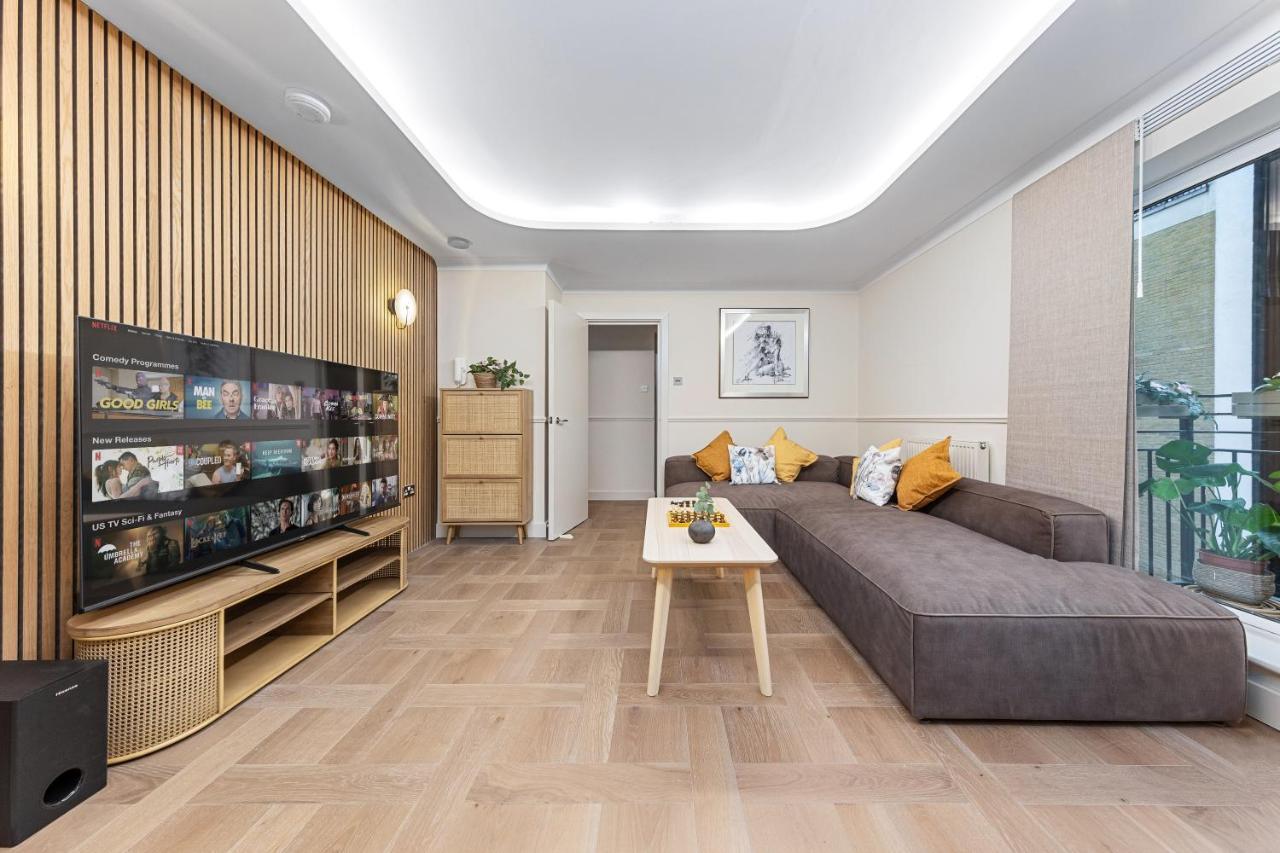Tranquil 2 Bedroom Close To St. Paul's Cathedral Apartment London