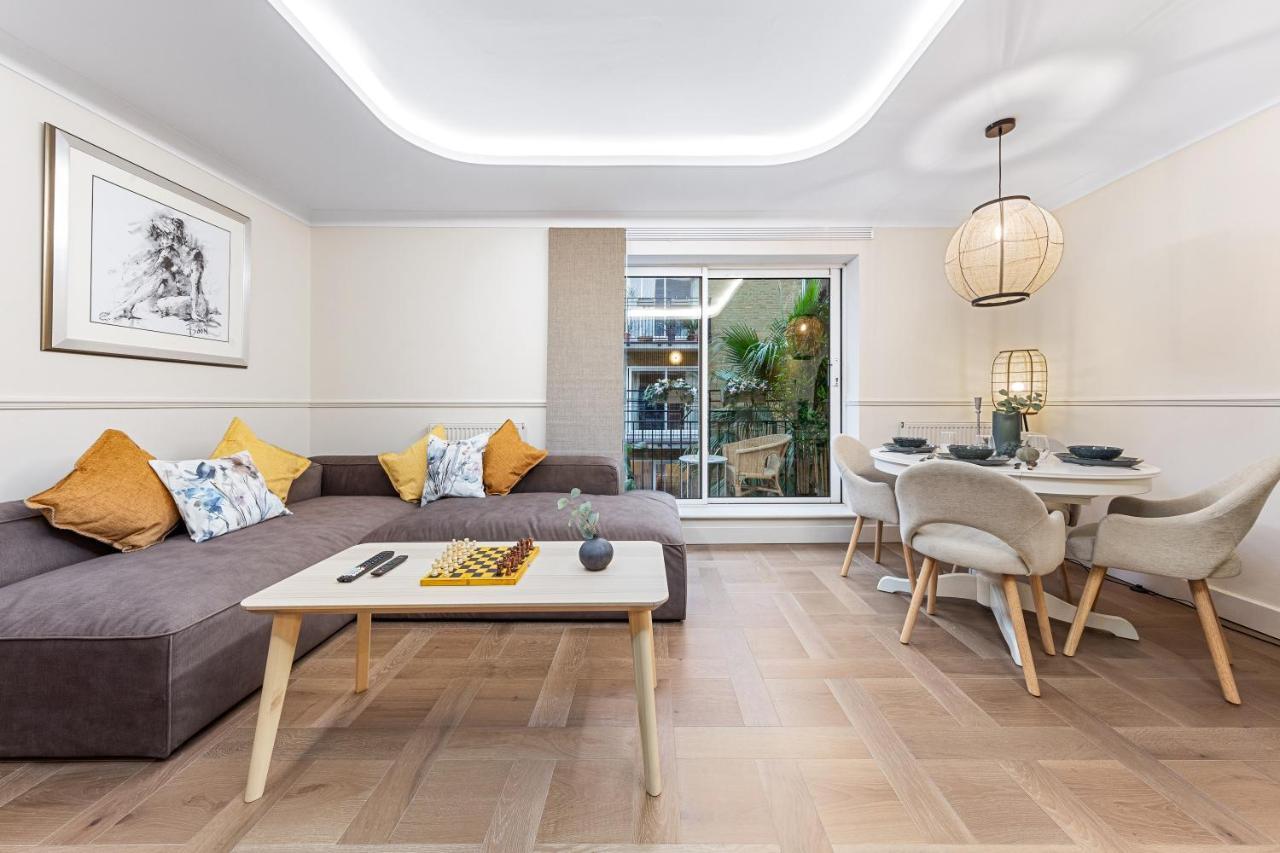 Tranquil 2 Bedroom Close To St. Paul's Cathedral Apartment London