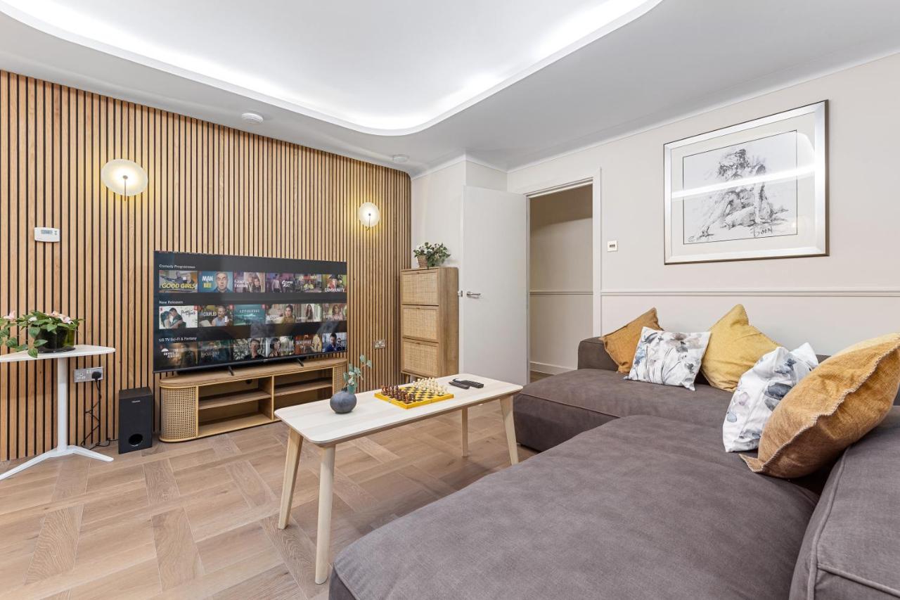 Tranquil 2 Bedroom Close To St. Paul's Cathedral Apartment