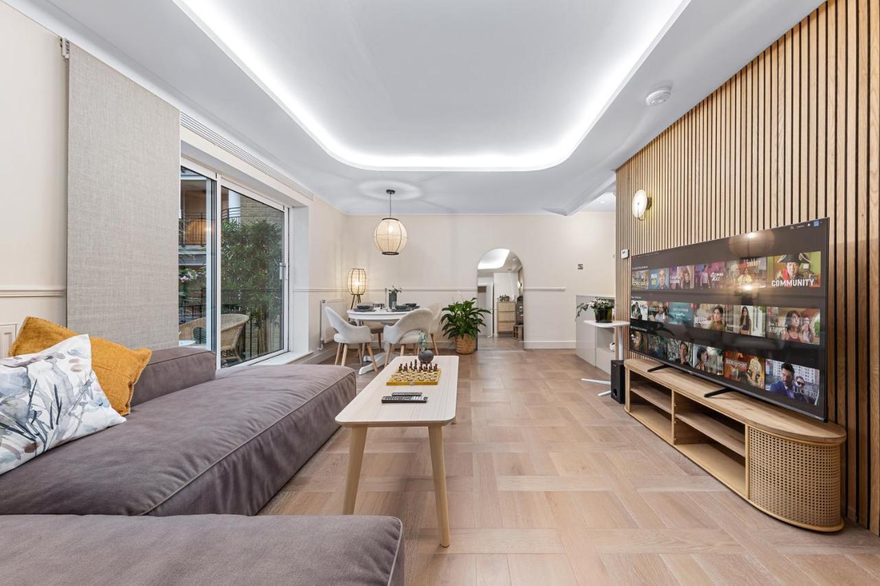 Tranquil 2 Bedroom Close To St. Paul's Cathedral Apartment London
