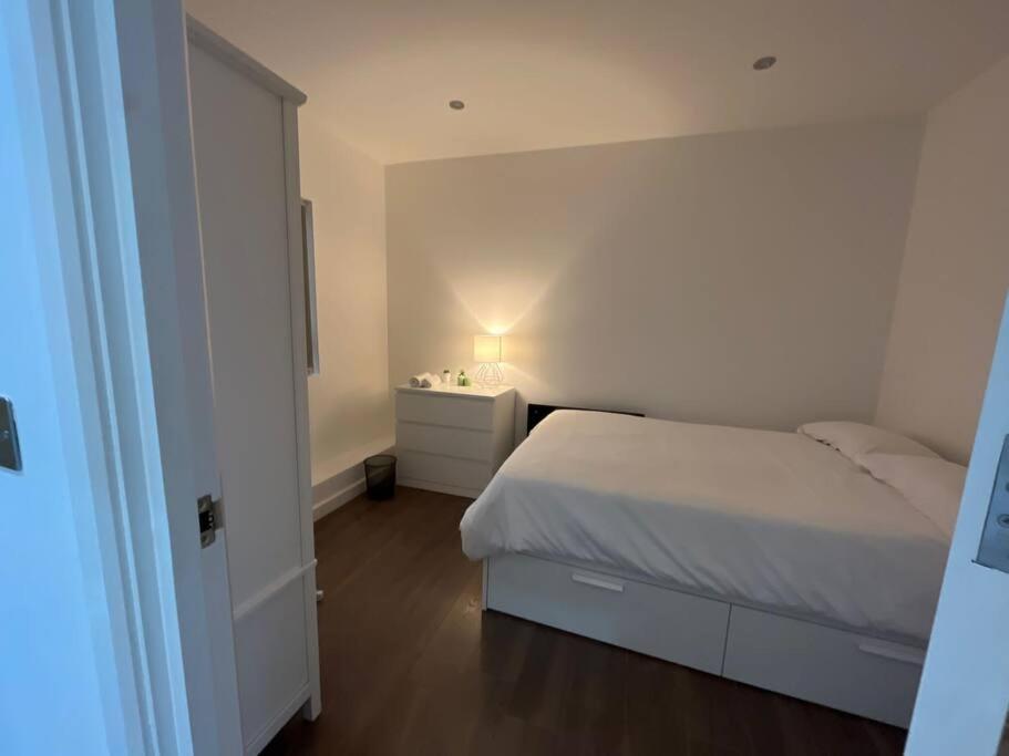 Apartamento Flat 2, 417 Fulham, 2 Bedroom, 1 Bathroom Flat *