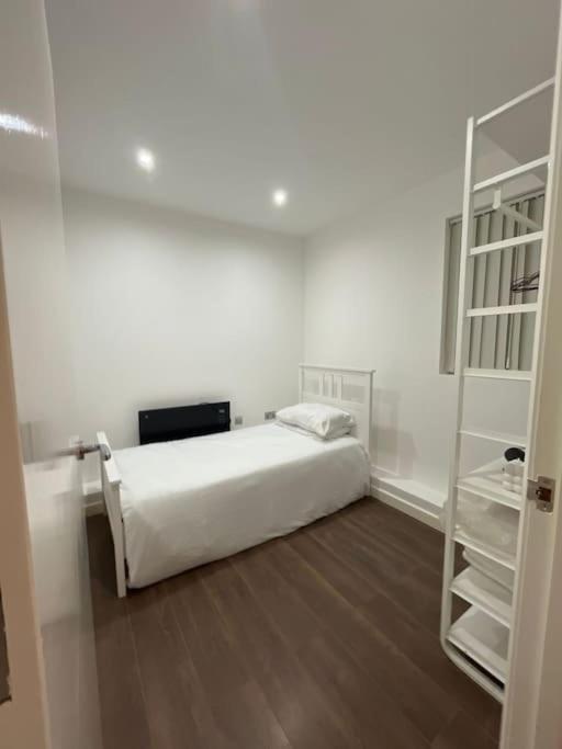 Flat 2, 417 Fulham, 2 Bedroom, 1 Bathroom Flat Apartamento