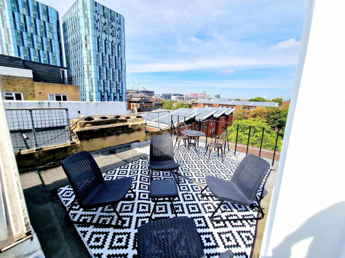 Apartment King's Cross & Angel Area, 4 Bedrooms With 7 Beds & Private Rooftop - Walk To St Pancras International London